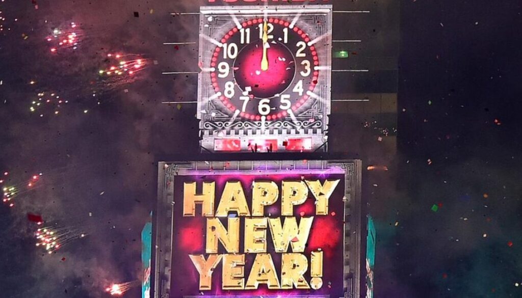 New-Years-Eve-Times-Square-Ball-Drop-2018-justjared